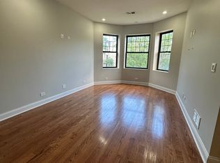 4336 S Indiana Ave APT 2, Chicago, IL 60653
