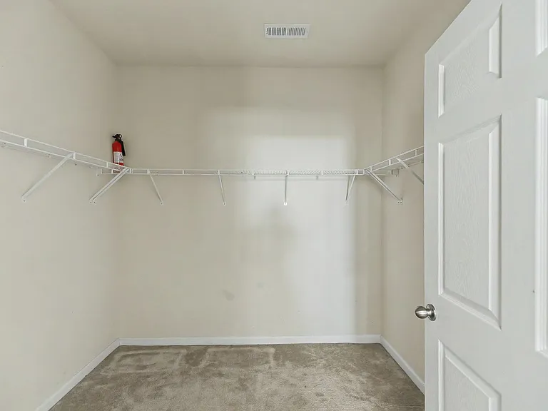 247 Clayburne Dr — Photo 17