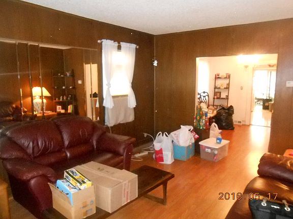 5th image of 27 Crafton Ave