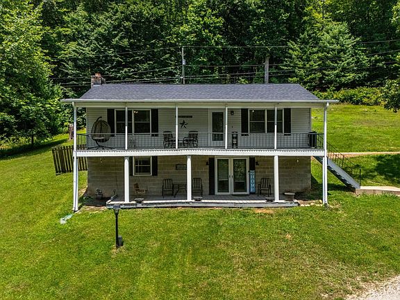 2nd image of 34796 Geiger Rd