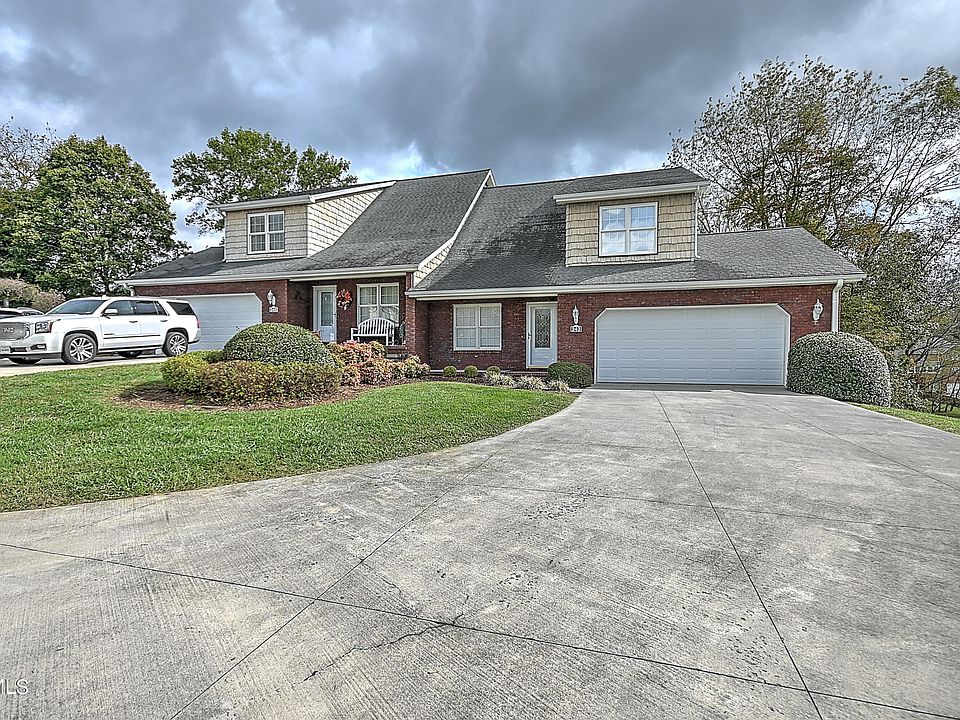 243 Saint Andrews Dr, Bristol, VA 24202 MLS 9972499 Zillow
