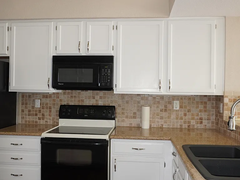 801 Timbercove St #6 — Photo 3