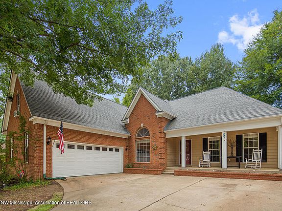2nd image of 5811 Morganton Dr