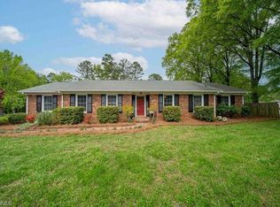 806 Branchwood Dr, Kernersville, NC 27284