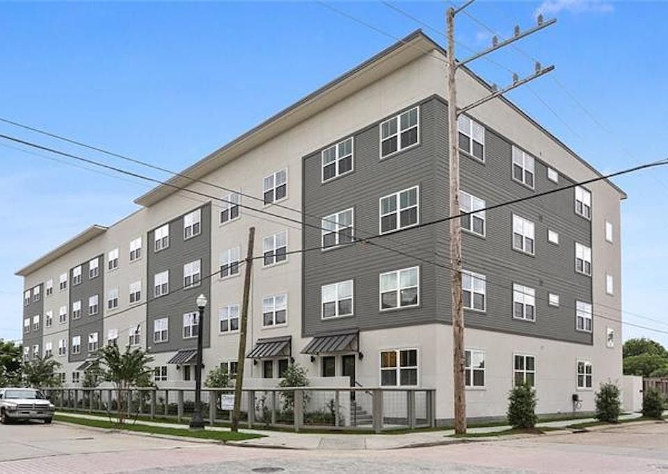 1st image of 2100 Saint Thomas St 101