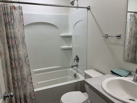 5th image of 503 S Rollie Ave Unit 2C