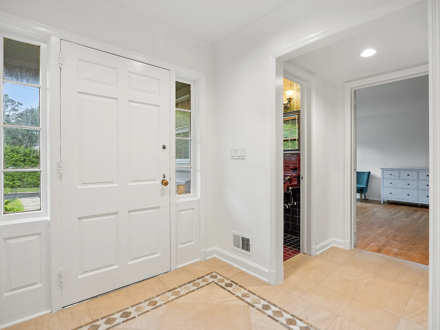 5 bed, 3726 sqft, $14,000 — Photo 4