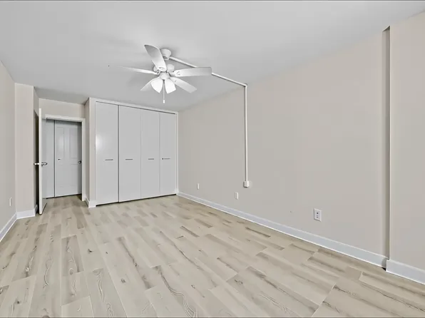 555 Kappock Street image 12 of 24