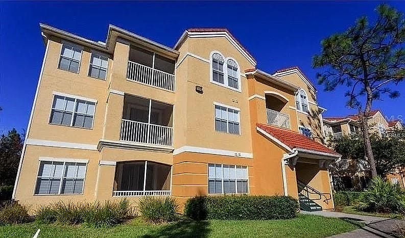 1st image of 18001 RICHMOND PLACE DRIVE #332