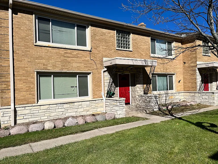 7228 W Appleton Ave — Photo 6