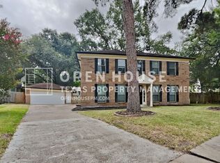 8302 Hot Springs Dr, Houston, TX 77095