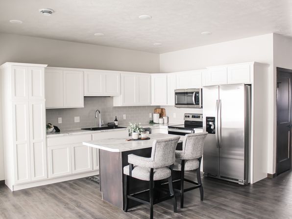 sioux-falls-south-dakota-443812591 picture