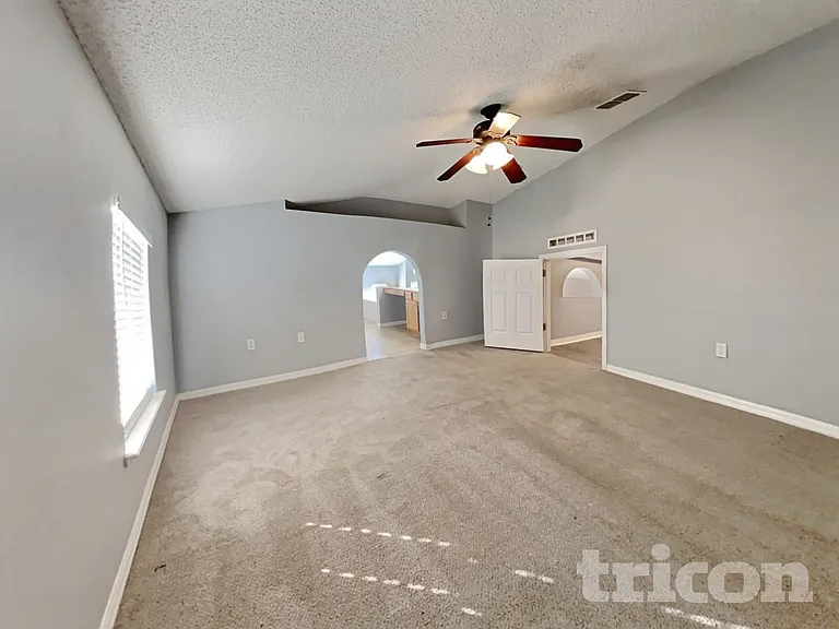 12945 Bridleford Dr — Photo 9