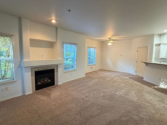 2nd image of 1770 Spencer Ct