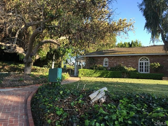 2nd image of 1575 Dorothea Rd