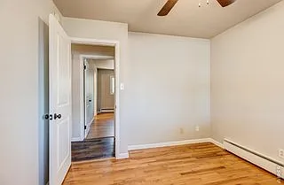 1827 Collyer St — Photo 7