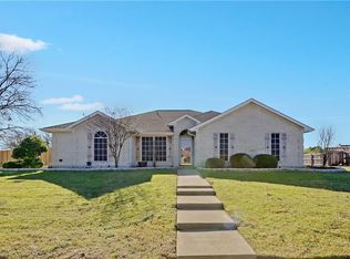 950 High Point Dr, Midlothian, TX 76065