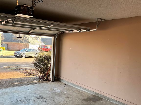 3rd image of 7059 Anisetree Dr