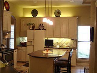 4th image of 880 Mission Hills Dr