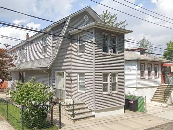 13 Minetta Pl, Yonkers, NY 10710