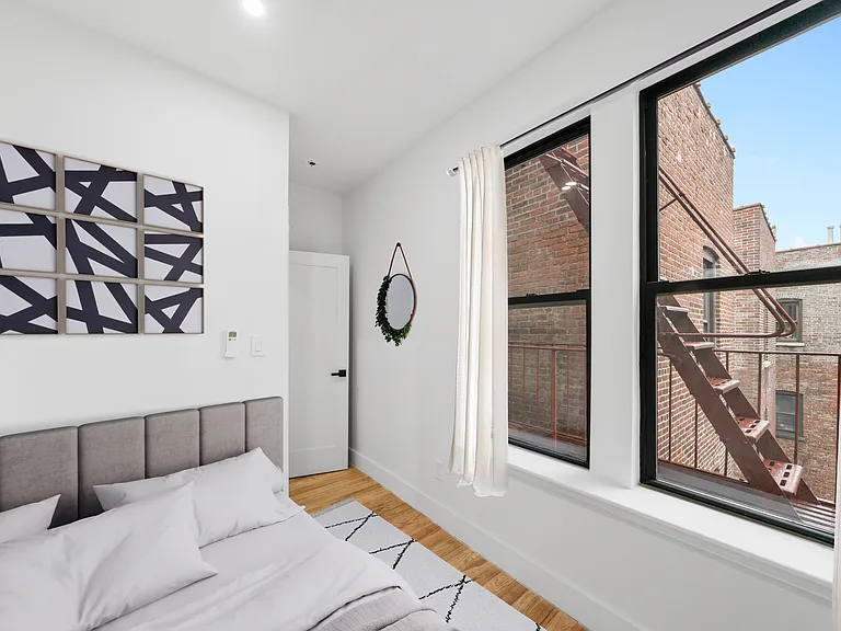 312 Manhattan Ave #5C — Photo 7