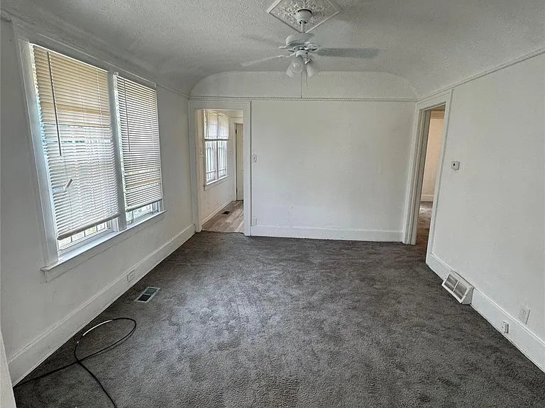 12129 Monica St — Photo 3
