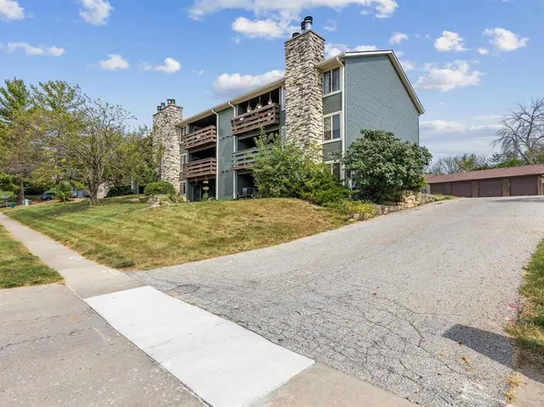 1705 Lynncrest Dr APT 3, Coralville, IA 52241