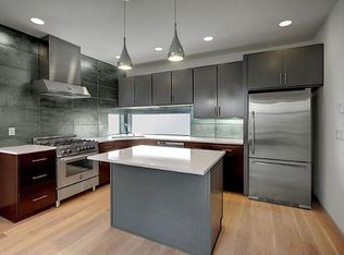 212 26th Ave E, Seattle, WA 98112