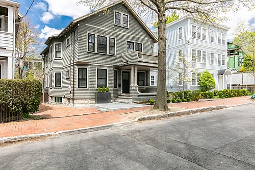 61 Huron Ave Photo 1