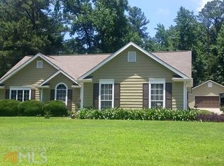 60 Firethorne Dr, Newnan, GA 30265