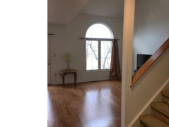 2nd image of 155 S Orchard Ave