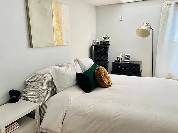 18 Cedar St #3 — Photo 6