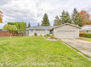 2812 NW 109th St, Vancouver, WA 98685