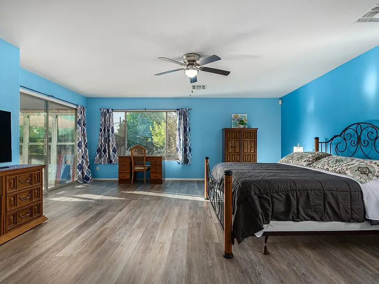 8440 W Alex Ave — Photo 33
