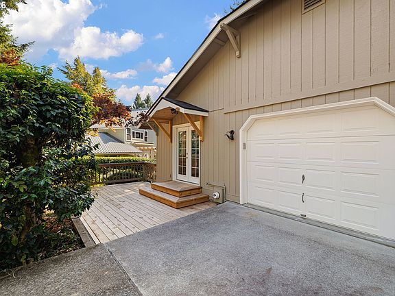 4th image of 4482 Paddock Dr