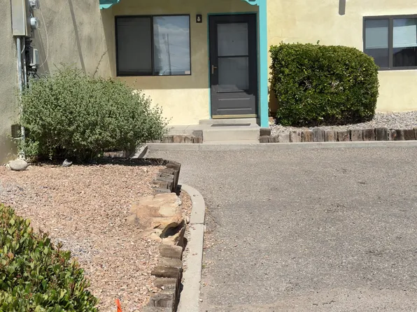 12911 Kachina Pl NE APT B, Albuquerque, NM 87112