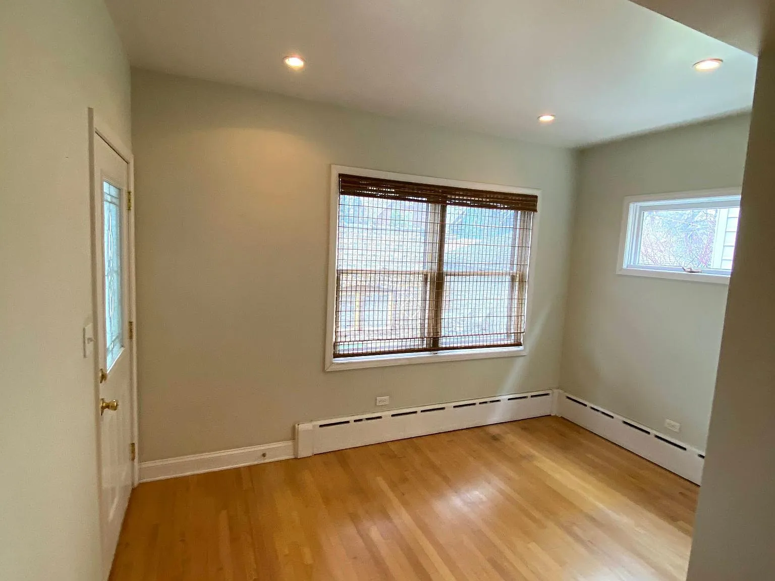 3739 N Lawndale Ave — Photo 4