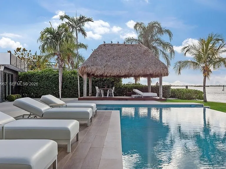 7972 Biscayne Point Cir — Photo 22