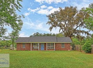 98 Carlyene Dr, Midway, GA 31320