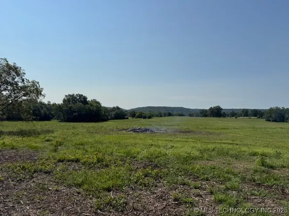 500 East Rd, Claremore, OK 74019