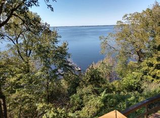 N795 Waubunsee Trl UNIT 2, Fort Atkinson, WI 53538