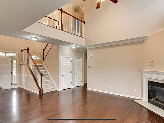 2nd image of 5694 Falkirk Dr
