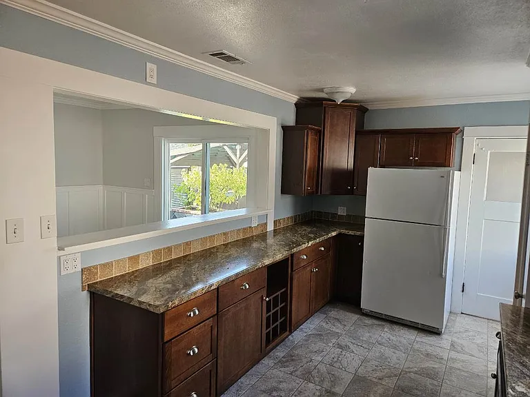 4359 Elmwood Ct — Photo 10
