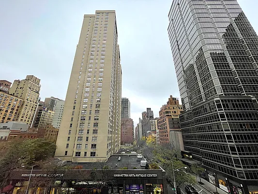 Rented by Compass | media 13