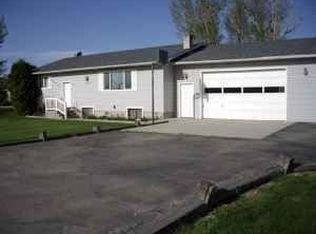 17645 Madison Rd, Nampa, ID 83687