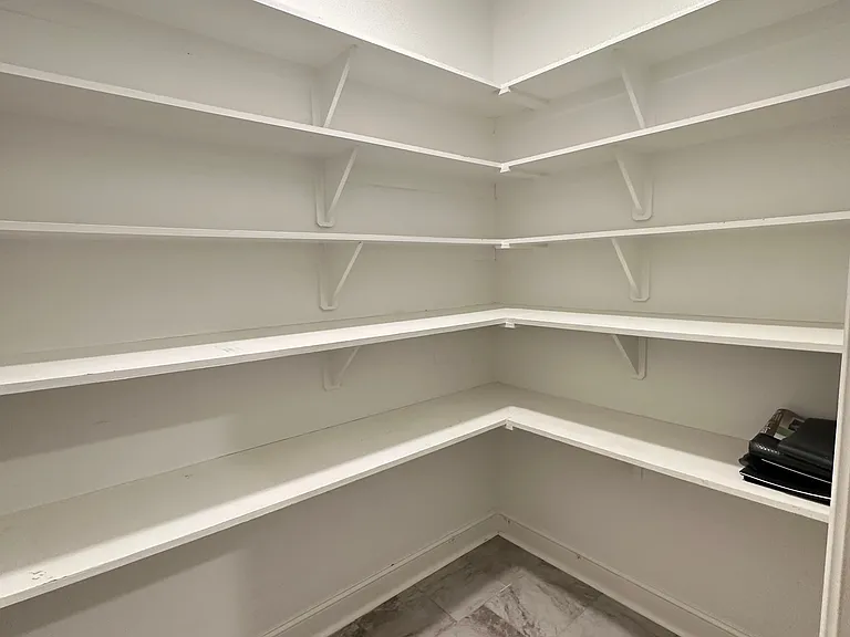 138 Gardencove Cir — Photo 12