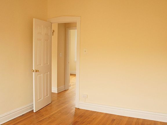 4th image of 1530-42 N Kedzie Ave #1542