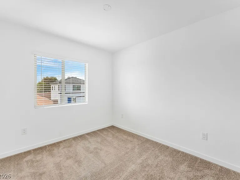 2204 Abraham Ave — Photo 27