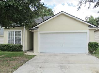 2949 Centerwood Dr N, Jacksonville, FL 32218