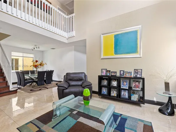 1199 Golden Cane Dr, Weston, FL 33327